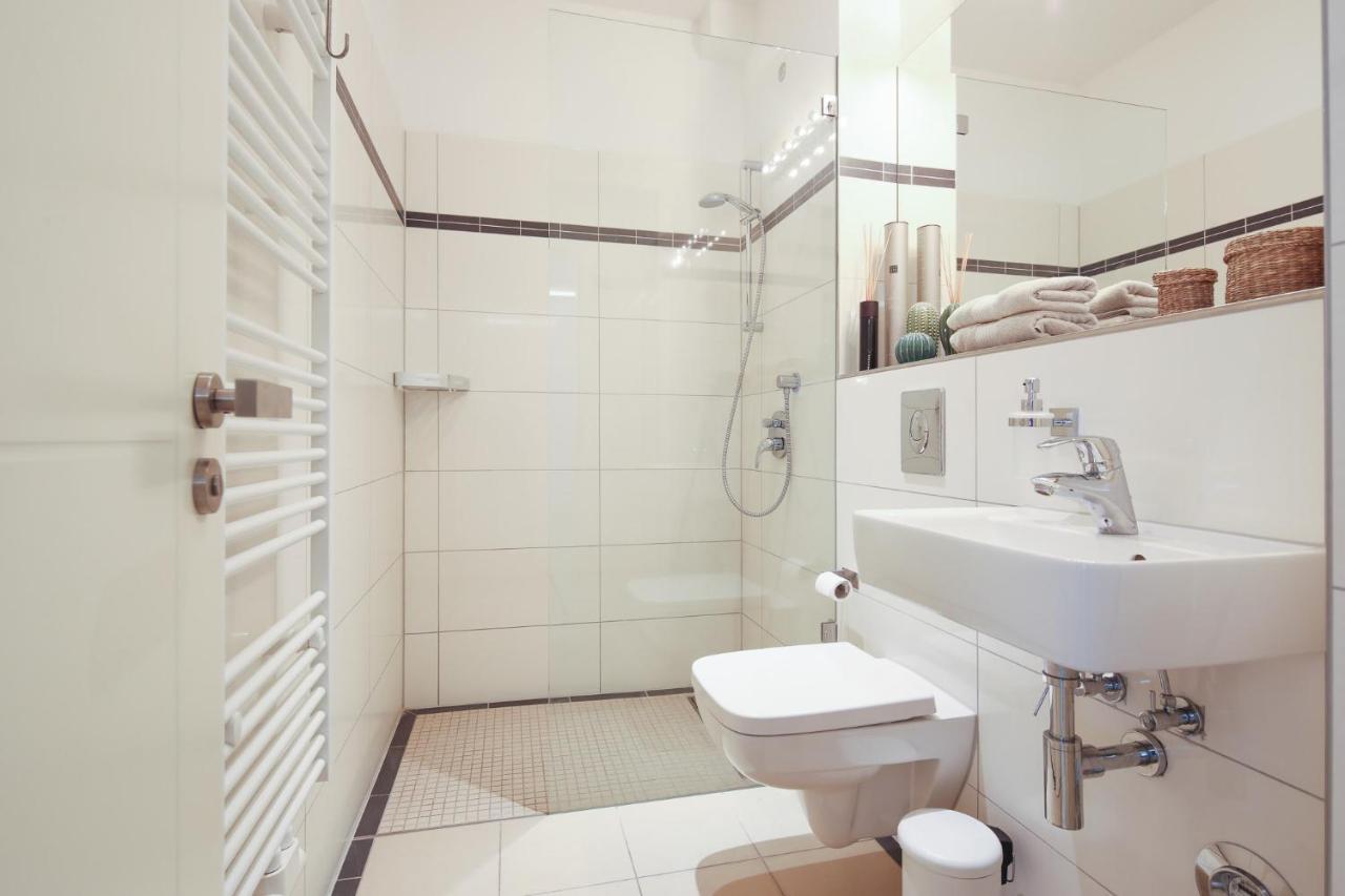 5 Personen Altbau Nahe Kurfuerstendamm - Shakespeare Берлин Экстерьер фото